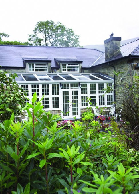 Lean To Conservatory in White